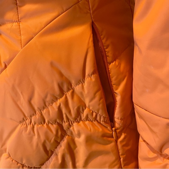NWOT New London USA Orange Asymetrial Puffer Winter Coat Size Large - Picture 3 of 16